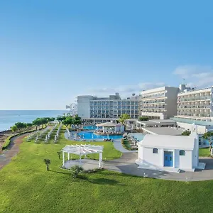 **** Hotel Pernera Cypern